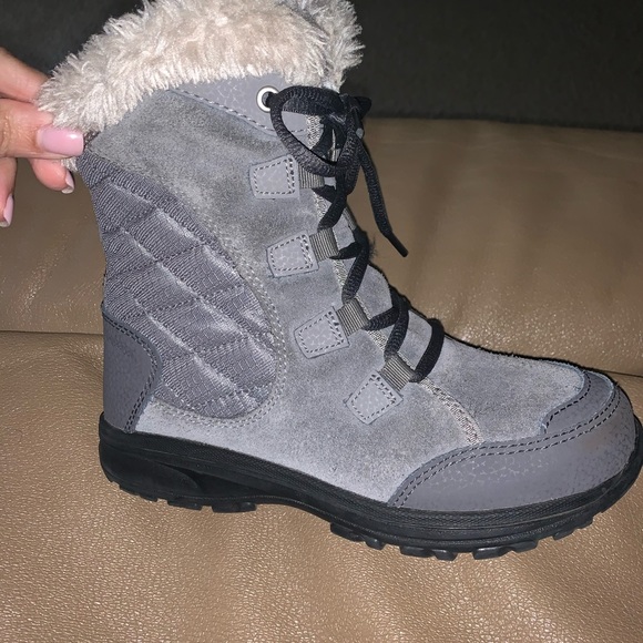 columbia girls boots